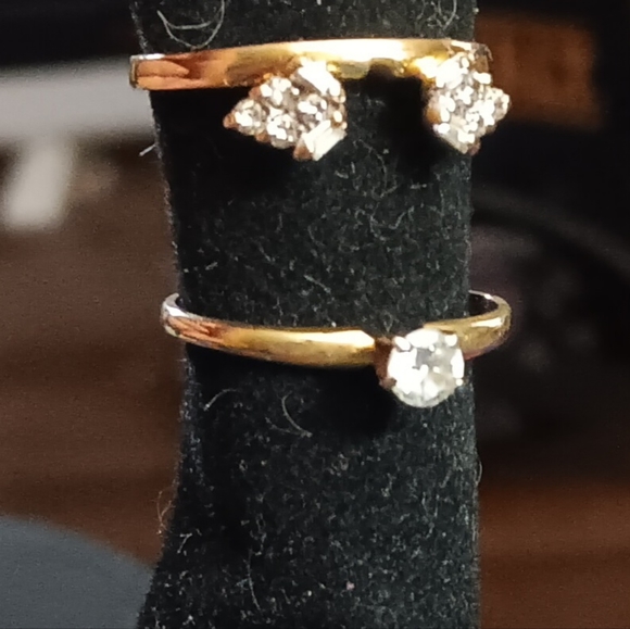 LOWEST PRICE EVER! MUST SELL! Diamond Solitaire with Diamond Wrap Wedding Set - Picture 2 of 7